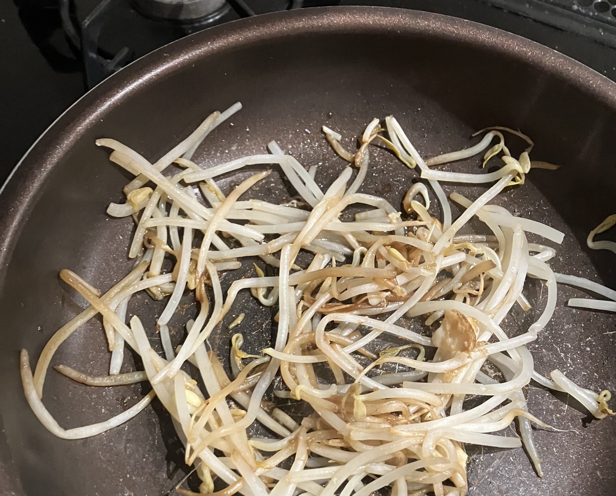 もやしのバターのフライパンでナムル