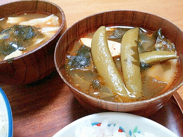 旬なスナップえんどうと豆腐のキムチスープ☆