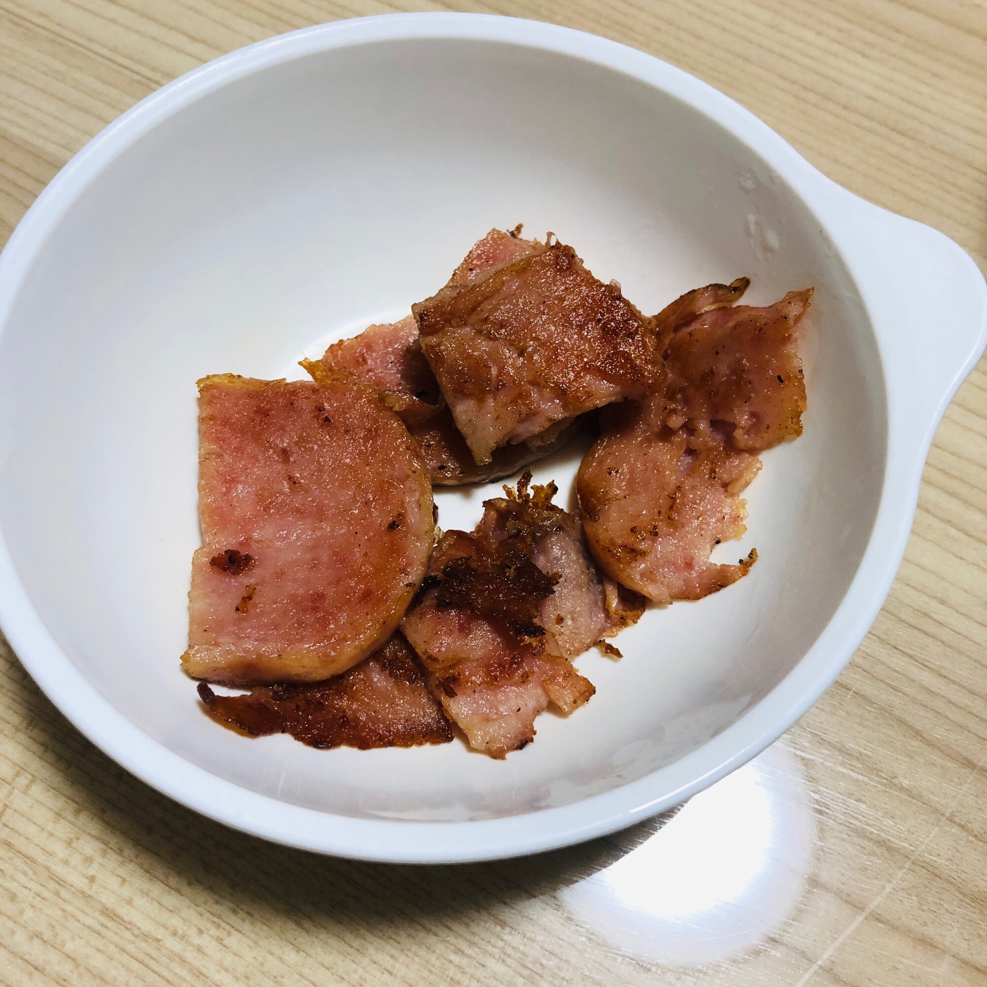 厚切りベーコンのカリカリ炒め レシピ・作り方 by ろーるけーき - 楽天