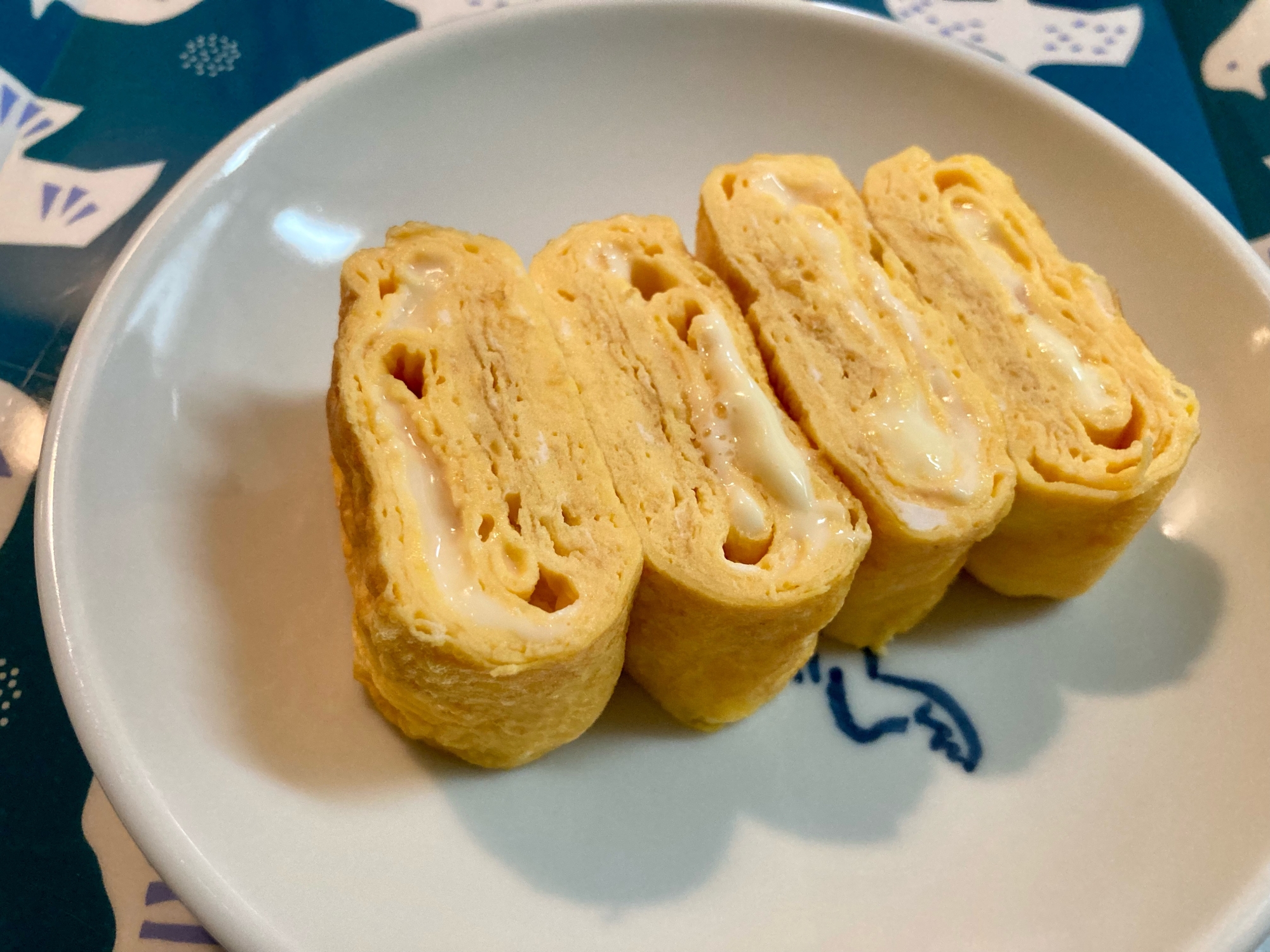 お弁当にも！チーズ入り卵焼き