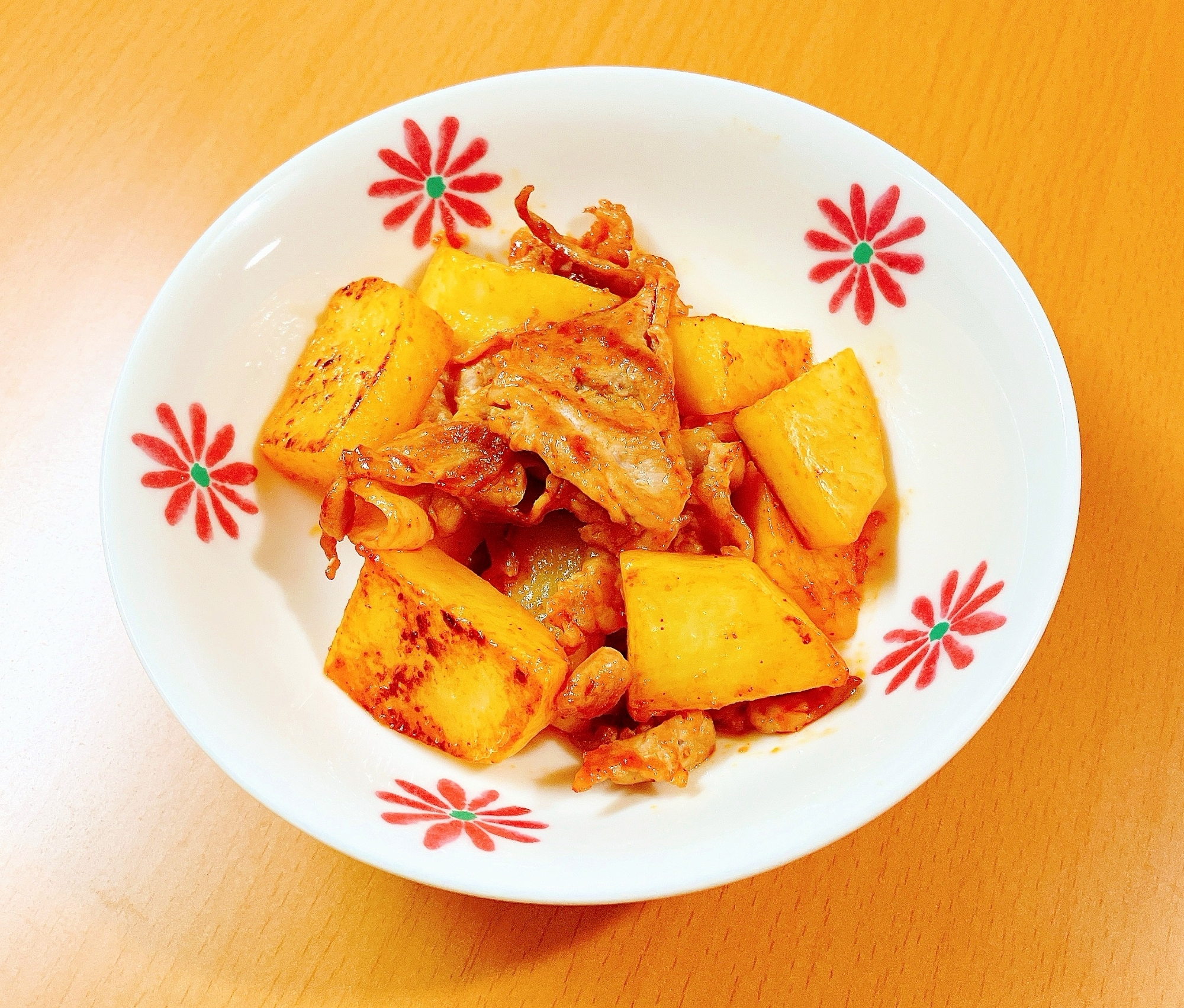 じゃがいもと豚肉のコチュジャン炒め