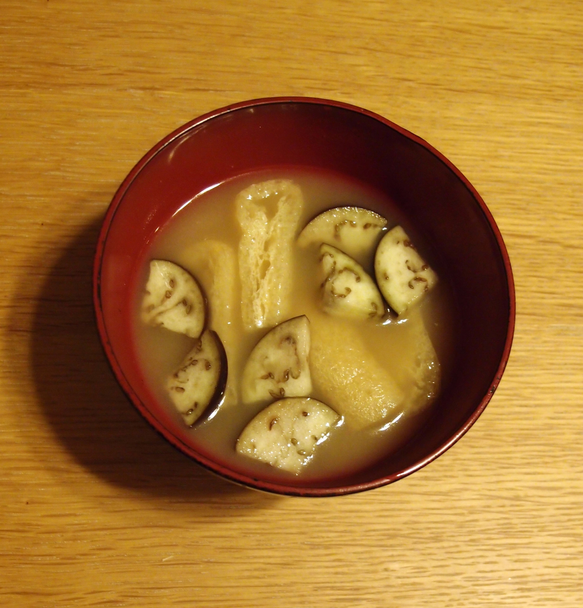 生姜入り☆ナスと油揚げのお味噌汁