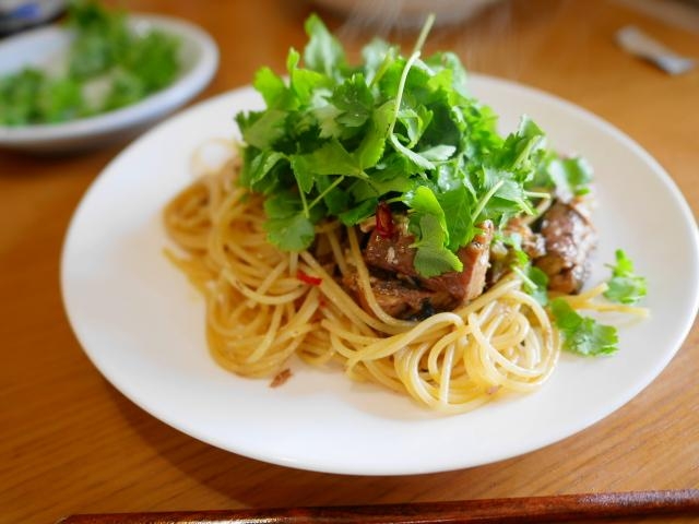 簡単！サバ缶とミツバの和風パスタ