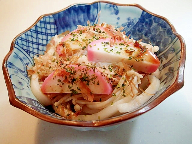 えのき茸と板蒲鉾のぶっかけ半饂飩