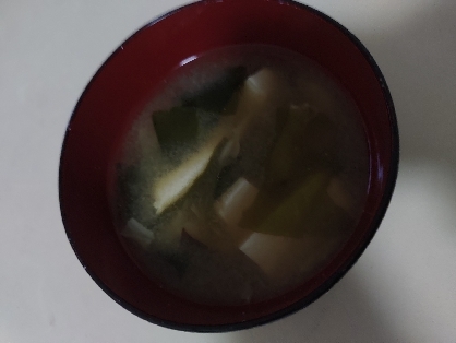 かぼちゃと豆腐とわかめの味噌汁