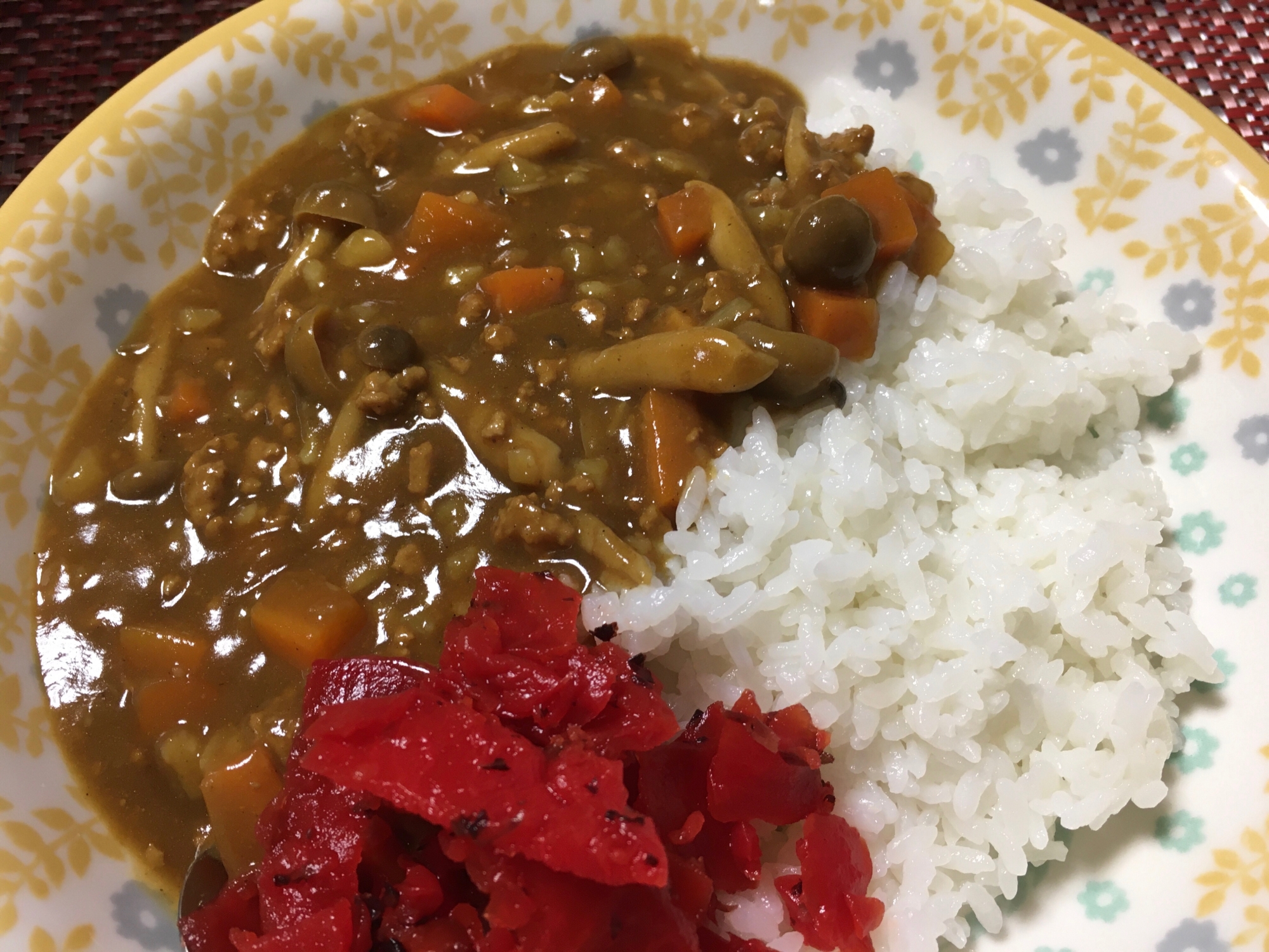 ひき肉とハッシュドポテトのカレー★