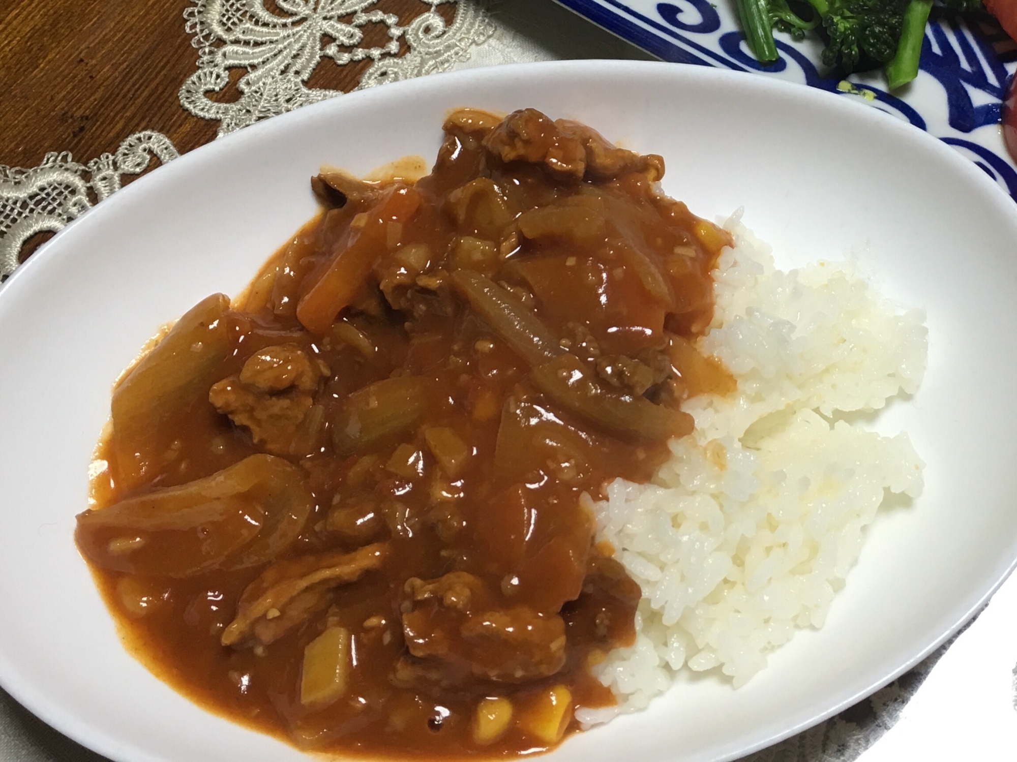 トマト缶でハヤシライス