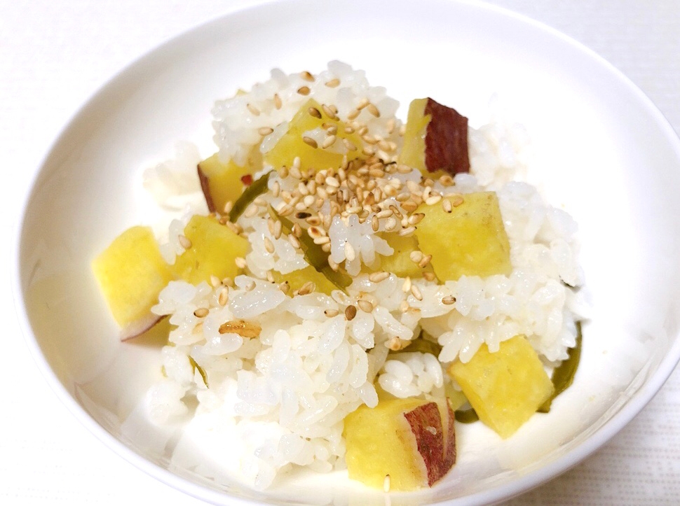 秋メニュー さつまいもの炊き込みご飯 レシピ 作り方 By M H 楽天レシピ 秋メニュー さつまいもの炊き込みご飯 レシピ 作り方 By M H 楽天レシピ