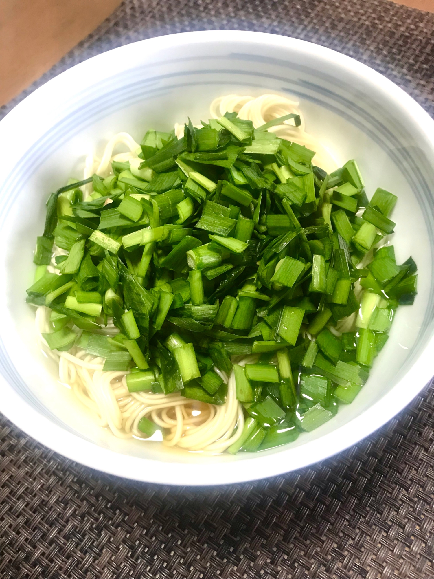 ニラたっぷりの温そうめん❗️