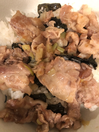 ガッツリ♡ネギ塩豚炒め（ネギ塩豚丼）