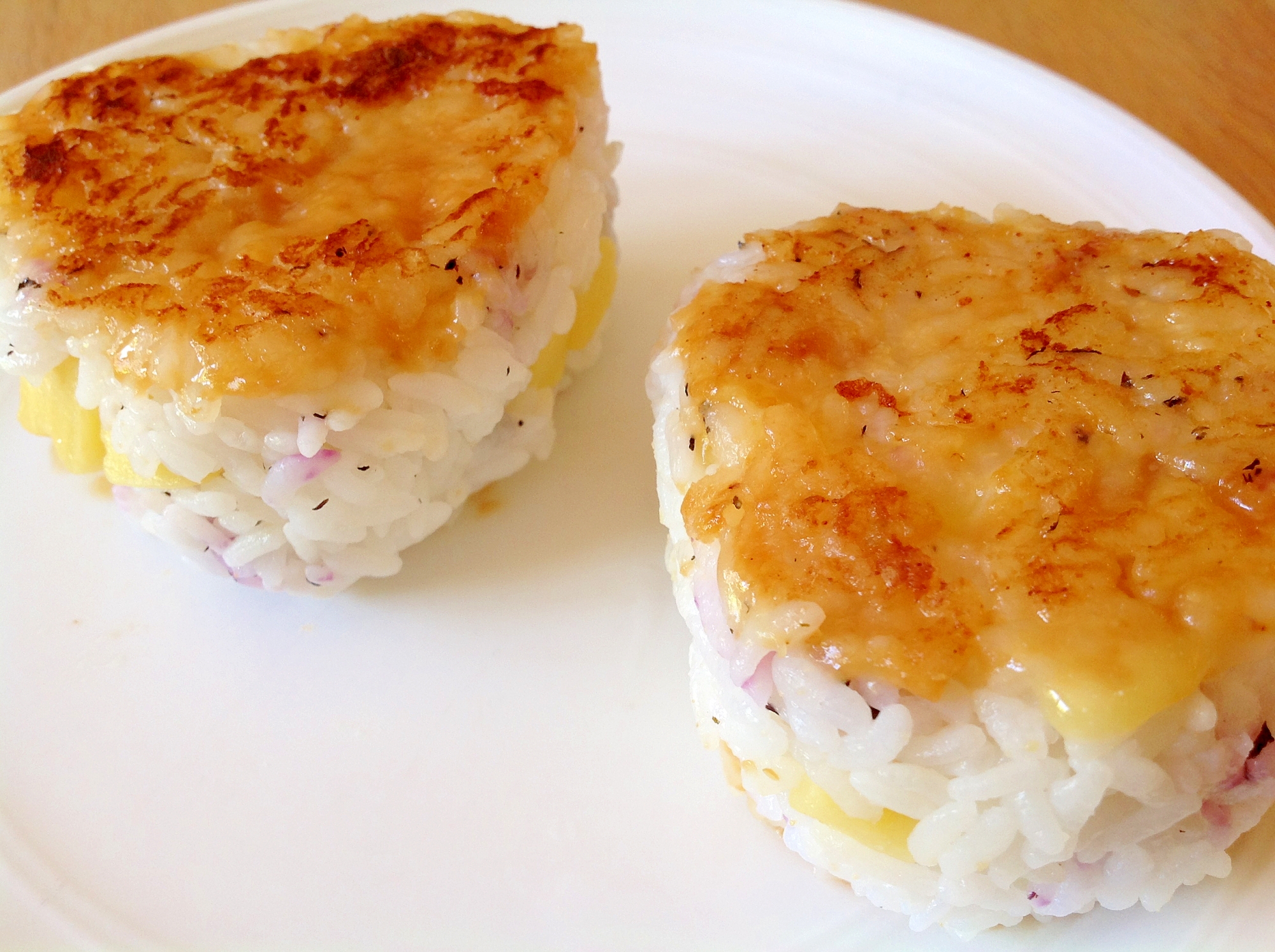 しそチーズご飯の味噌焼きおにぎり