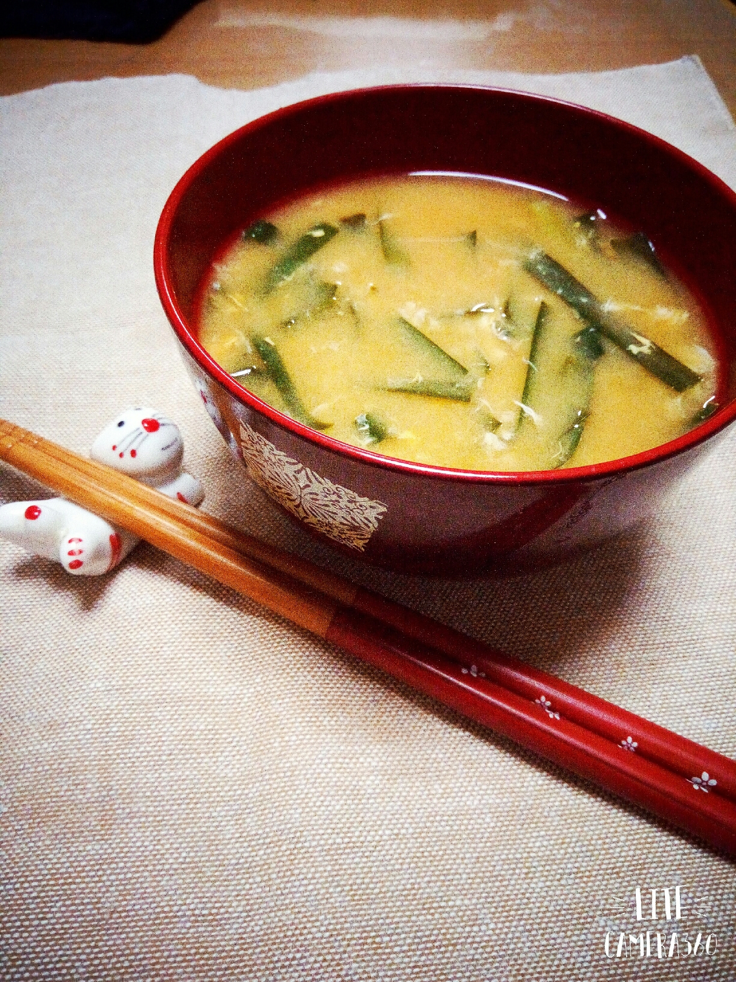 栄養満点！ニラと卵の味噌汁