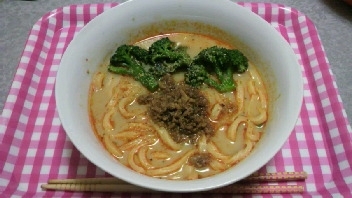 レシピ参考にさせていただきました～。坦々スープはうどんでも美味しいですね(^-^)b