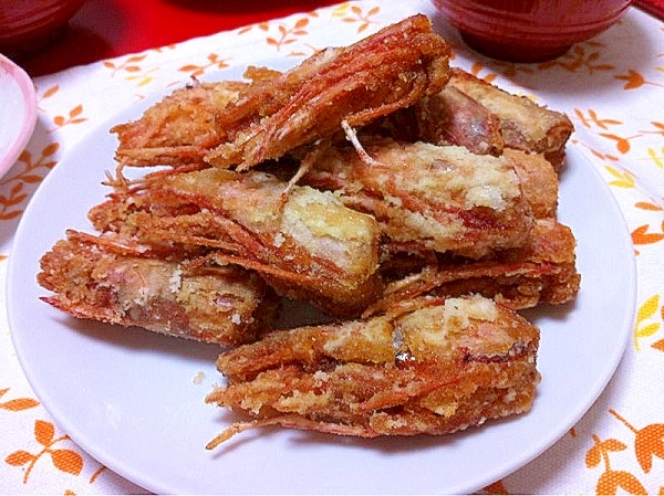 香ばしくて美味しい 赤海老の頭の唐揚げ レシピ 作り方 By まいまい917 楽天レシピ 香ばしくて美味しい 赤海老の頭の唐揚げ レシピ 作り方 By まいまい917 楽天レシピ