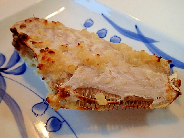 長皿に盛り付けたカワハギの塩麹