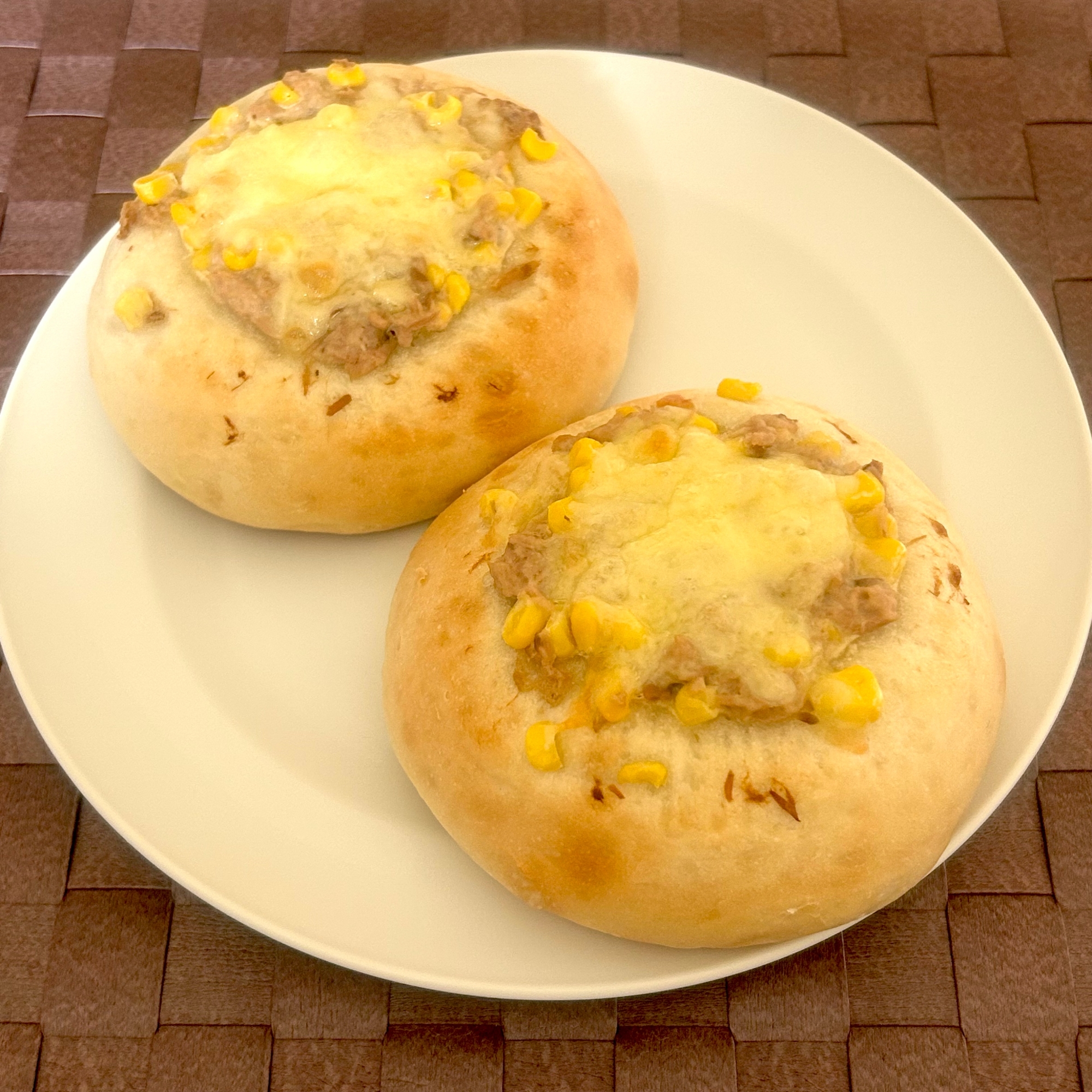 【ふわふわ】ツナコーンチーズパン