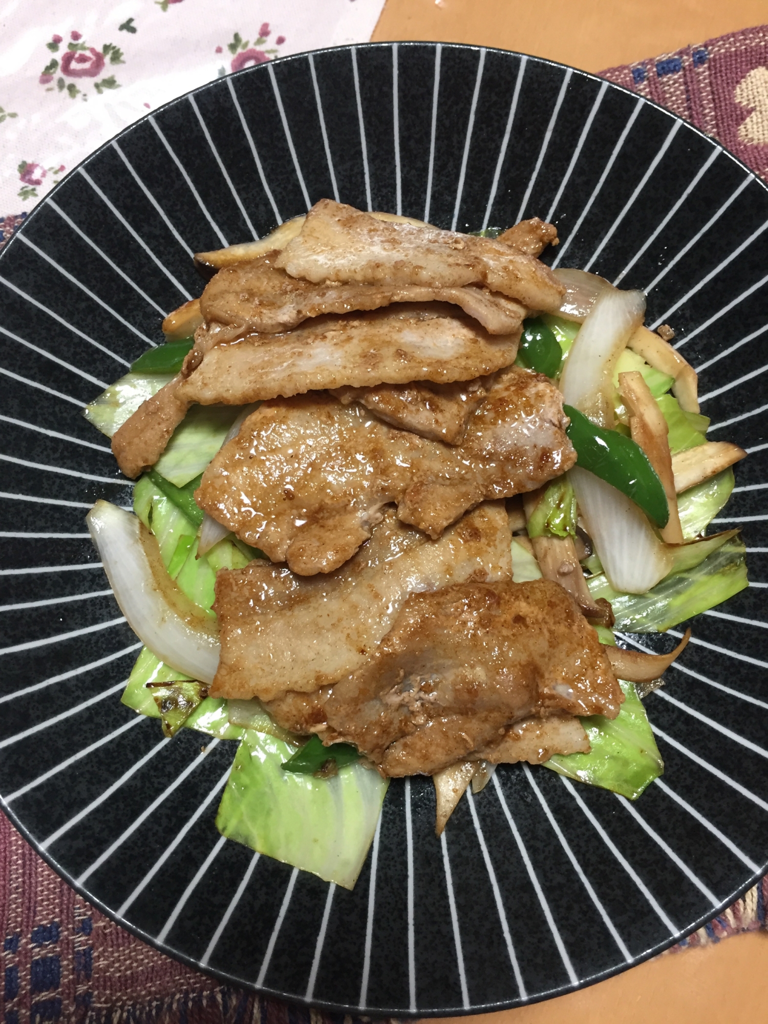 万能！焼肉のたれで焼肉と野菜炒め☆