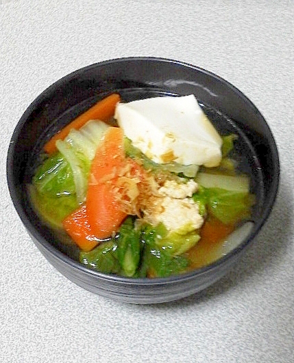 白菜と鶏団子のスープ