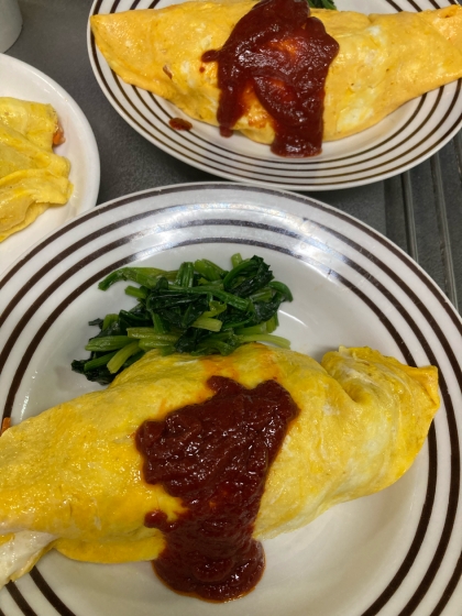 休日お昼に食べたい⭐シンプル家オムライス♪