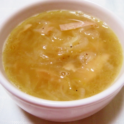 トロトロ玉ねぎのコンソメスープ