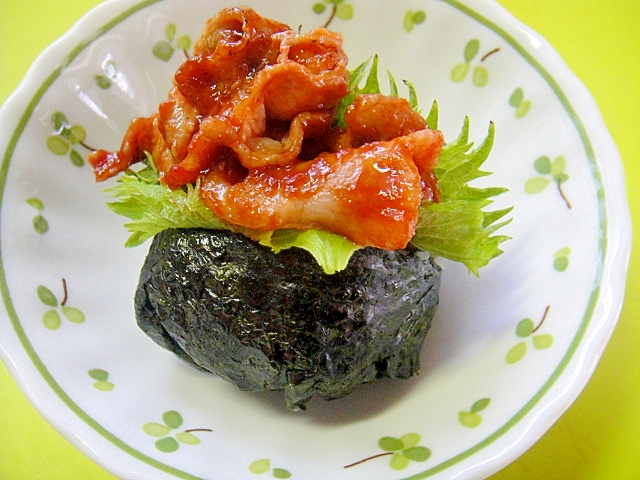 焼肉と大葉のパッカンおにぎり