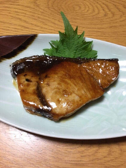 ブリの照り焼きを初めて作りました^o^おいしかったです♪レシピありがとうございます。