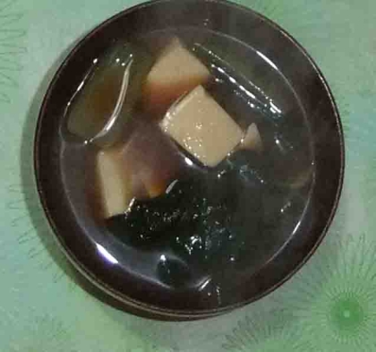 小松菜と豆腐のお味噌汁