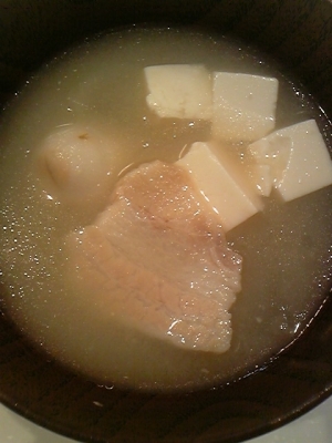 里芋と豆腐の豚汁♪