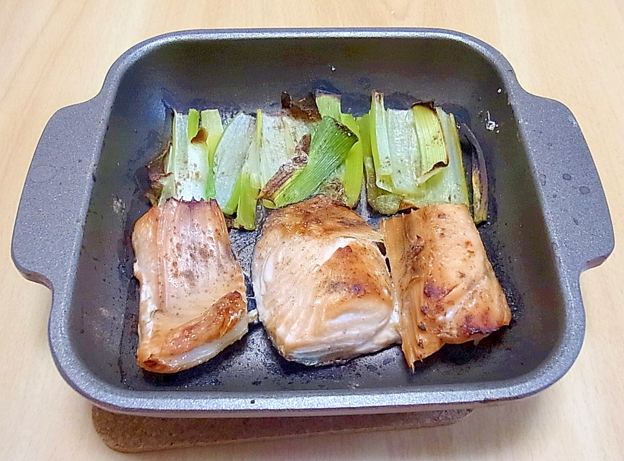 鮭と長ねぎの醤油麹焼き