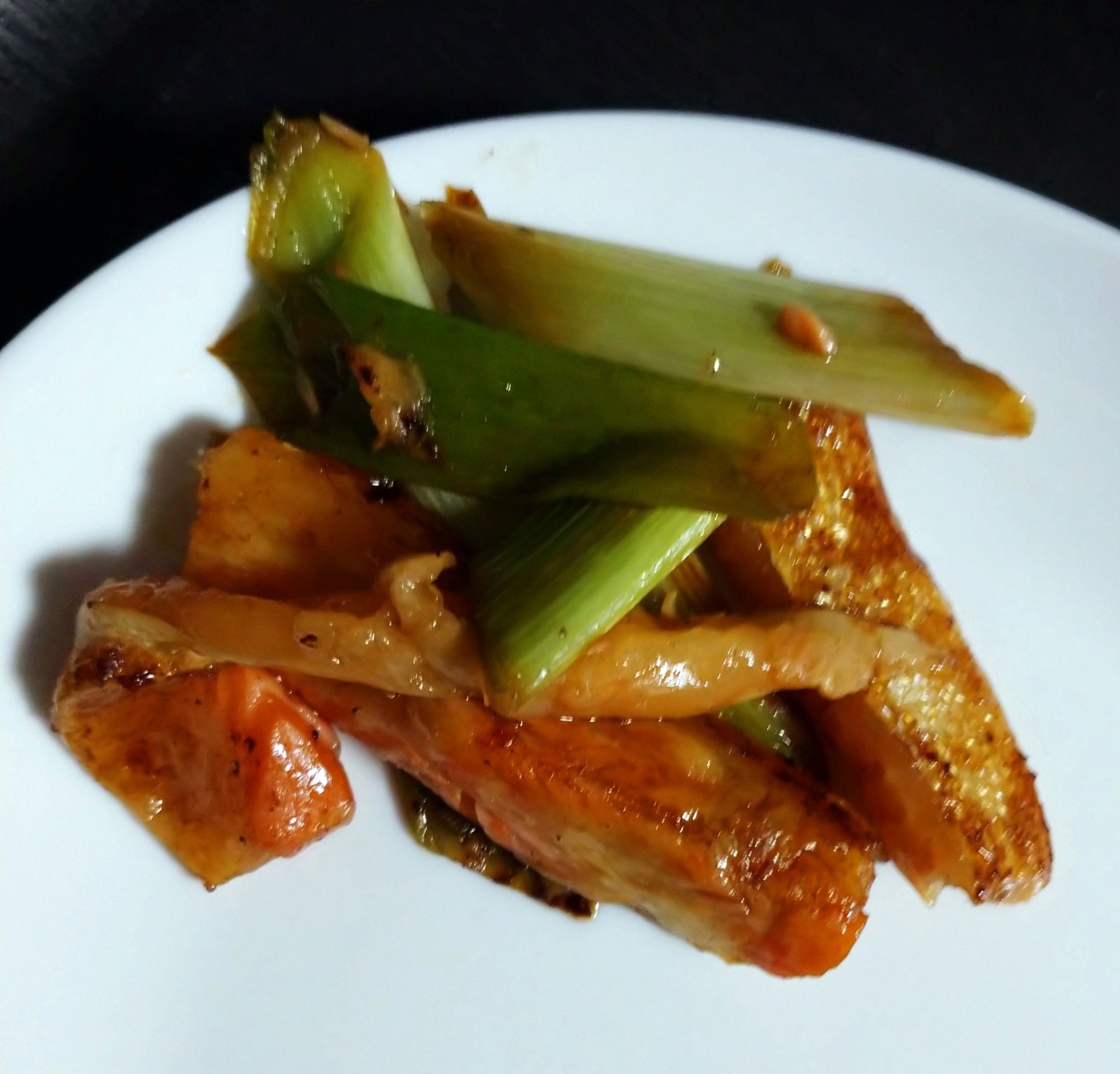 サーモンハラスのネギポン焼き