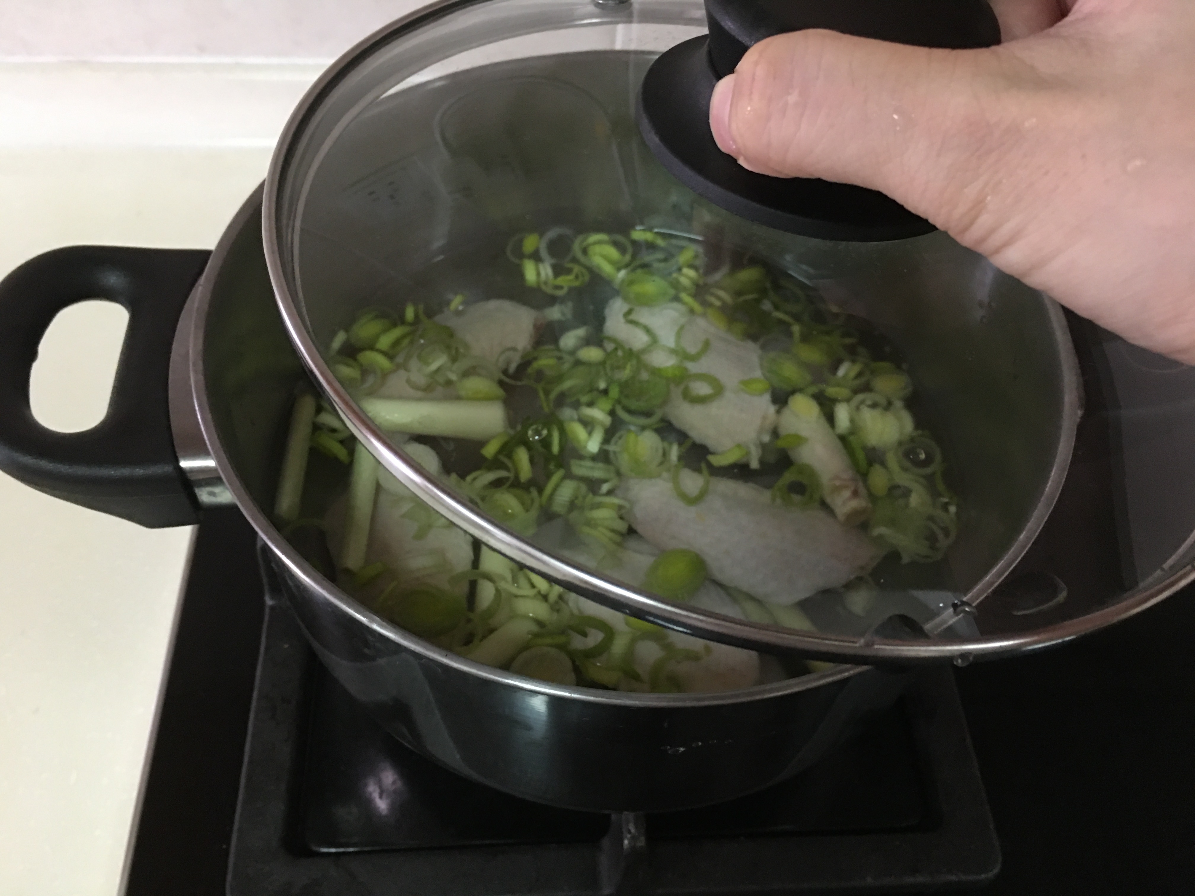 レモングラス入りチキンスープ レシピ 作り方 By マダムそう 楽天レシピ レモングラス入りチキンスープ レシピ 作り方 By マダムそう 楽天レシピ