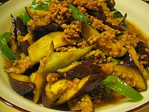 ナスとピーマンのひき肉味噌炒め レシピ 作り方 By えだまめ大好き 楽天レシピ ナスとピーマンのひき肉味噌炒め レシピ 作り方 By えだまめ大好き 楽天レシピ