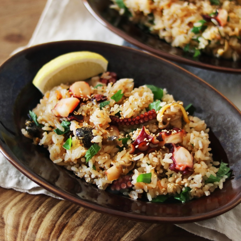 煮つぶとタコのさっぱり炊き込みご飯