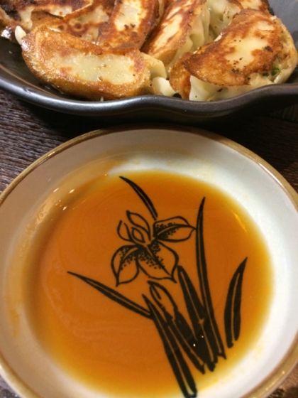 うちの調味料「餃子のたれ・酢醤油」