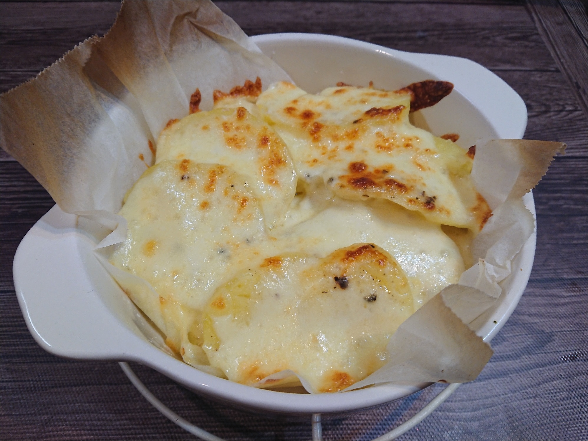 ほくほくポテトじゃが芋のコストコチーズ焼きグラタン