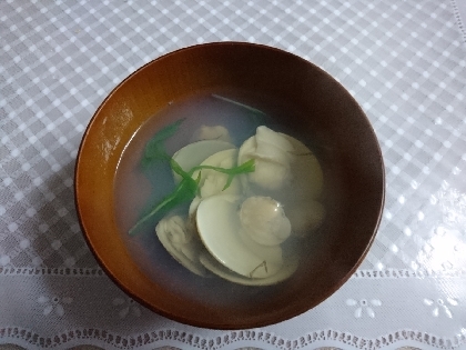 ハマグリと三つ葉のお吸い物【和食】