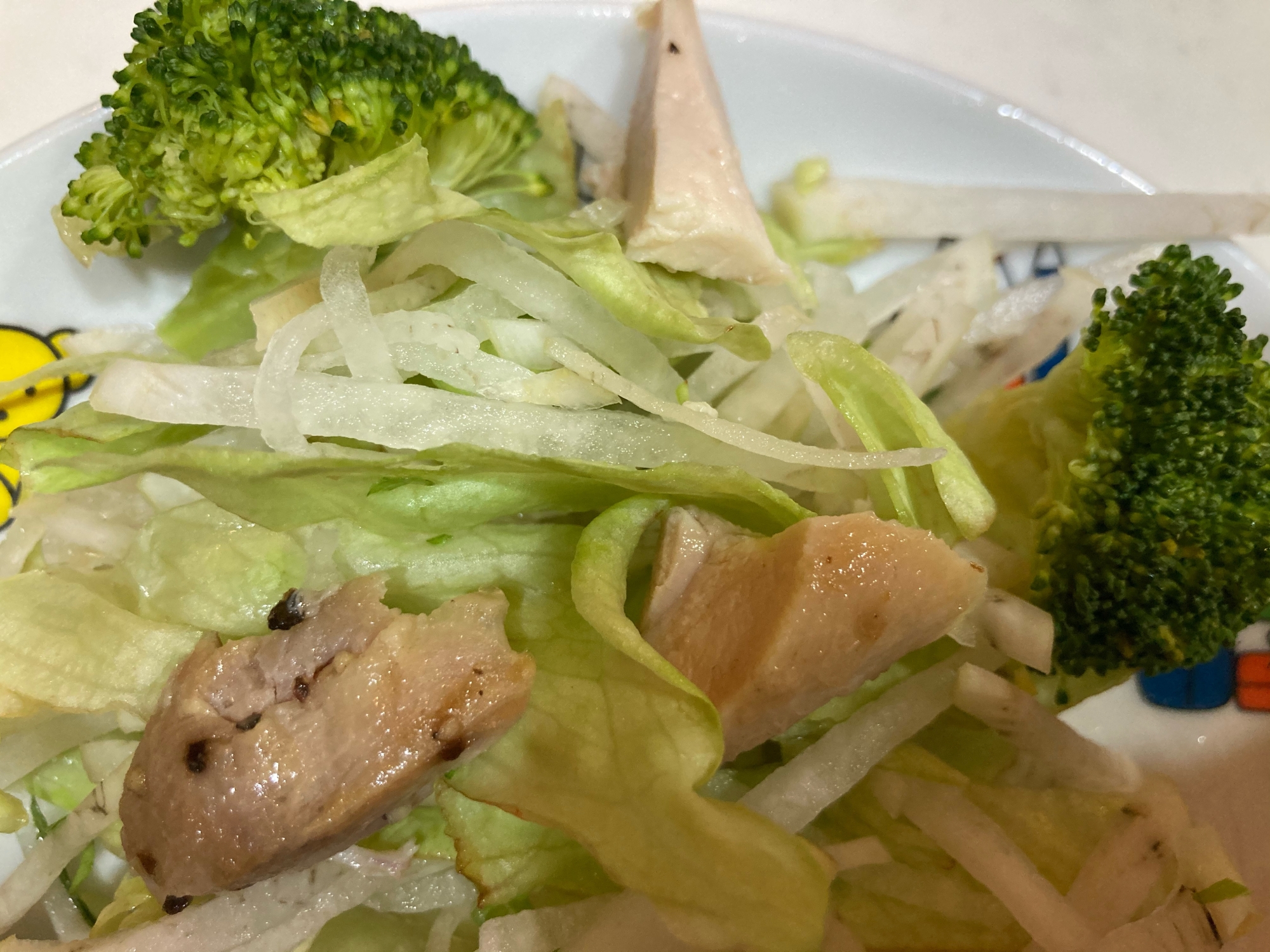 レタスと大根とブロッコリーと鶏肉のサラダ レシピ 作り方 By Tommeg12 楽天レシピ レタスと大根とブロッコリーと鶏肉のサラダ レシピ 作り方 By Tommeg12 楽天レシピ