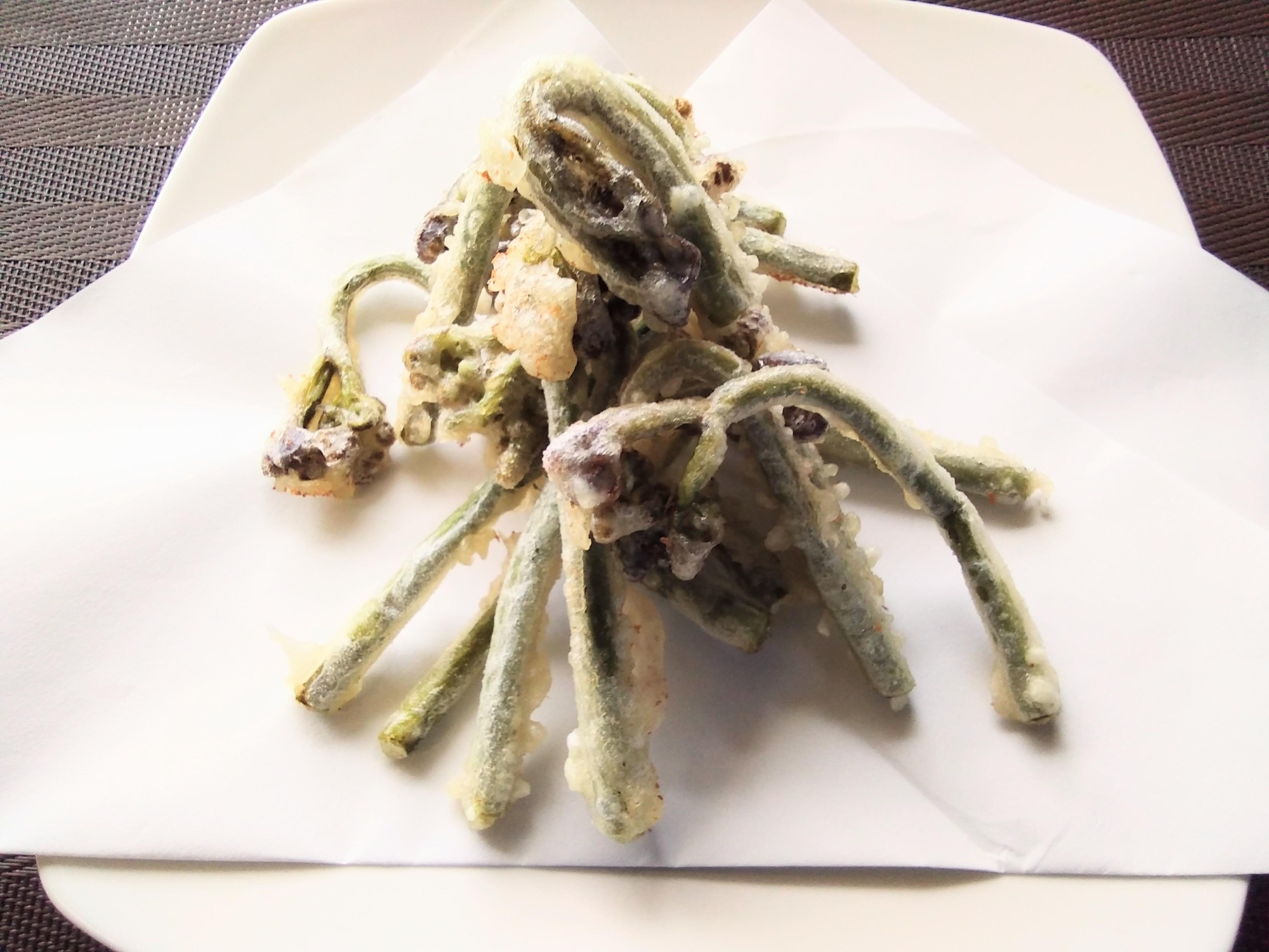 わらびの天ぷら