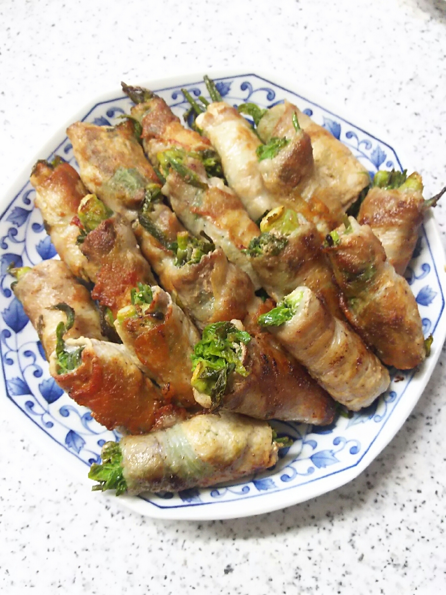 山菜の女王コシアブラの肉巻き