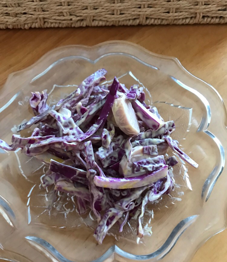 魚ニソと紫キャベツの辛子マヨサラダ