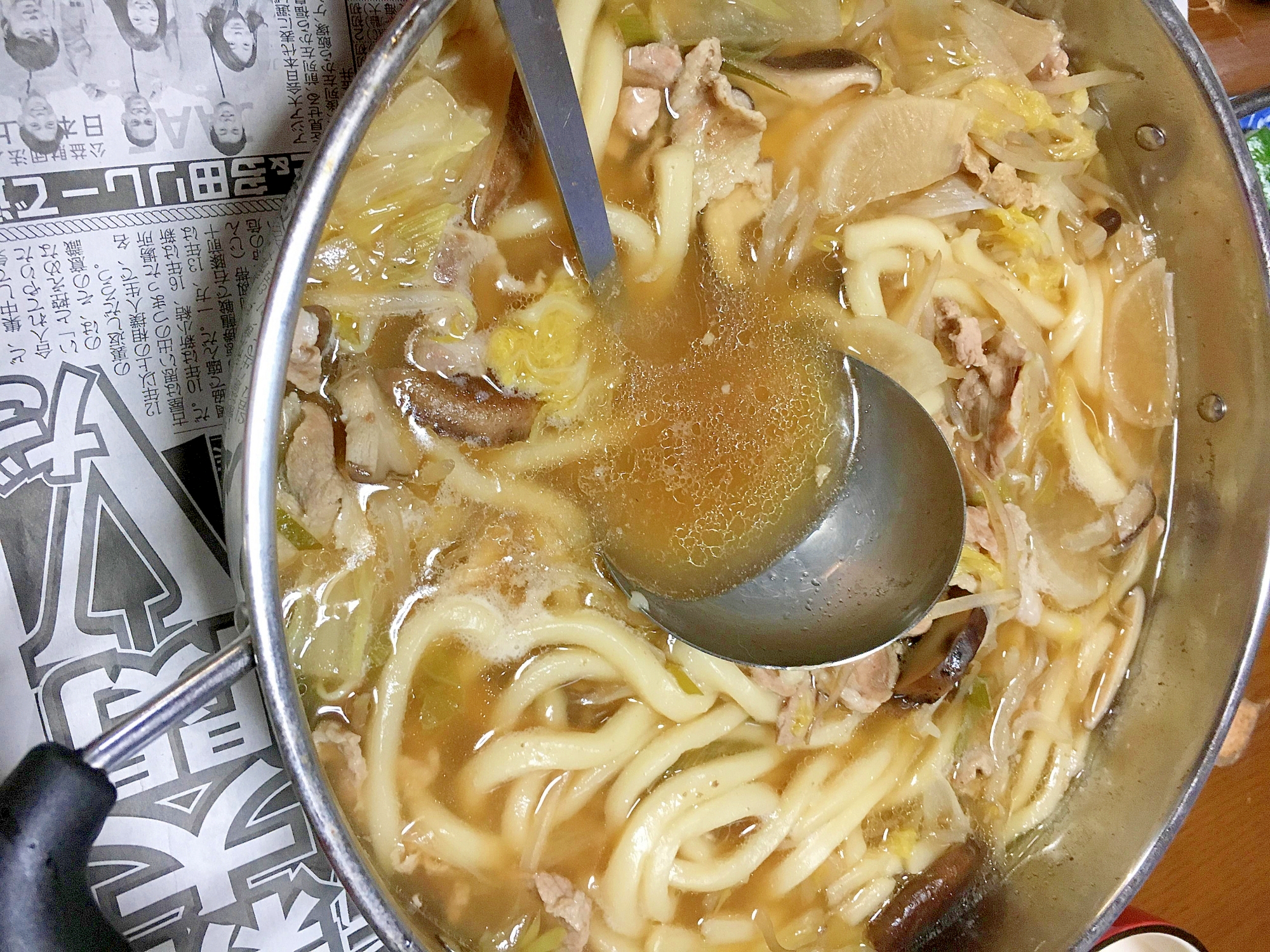 豚バラと椎茸の煮込みうどん