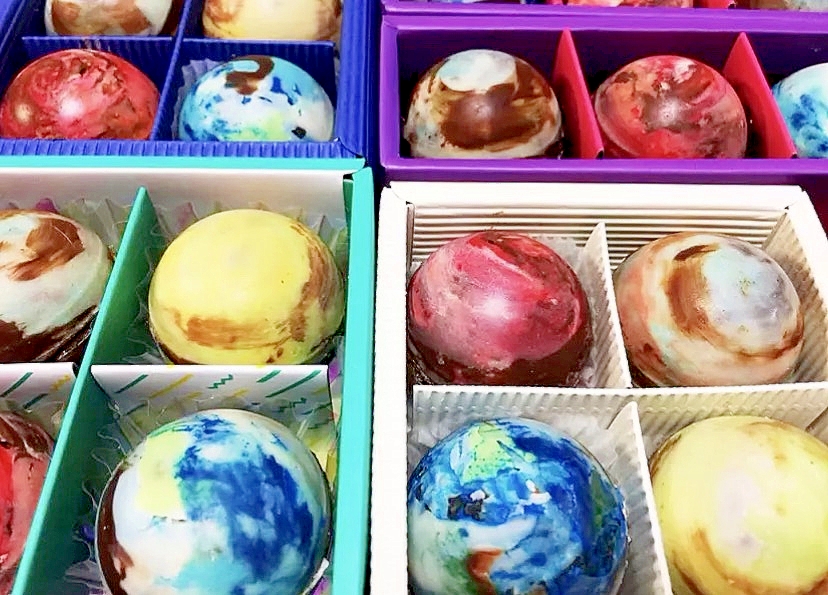 サプライズに ギャラクシー惑星チョコレート レシピ 作り方 By 気まぐれ食堂 楽天レシピ サプライズに ギャラクシー惑星チョコレート レシピ 作り方 By 気まぐれ食堂 楽天レシピ