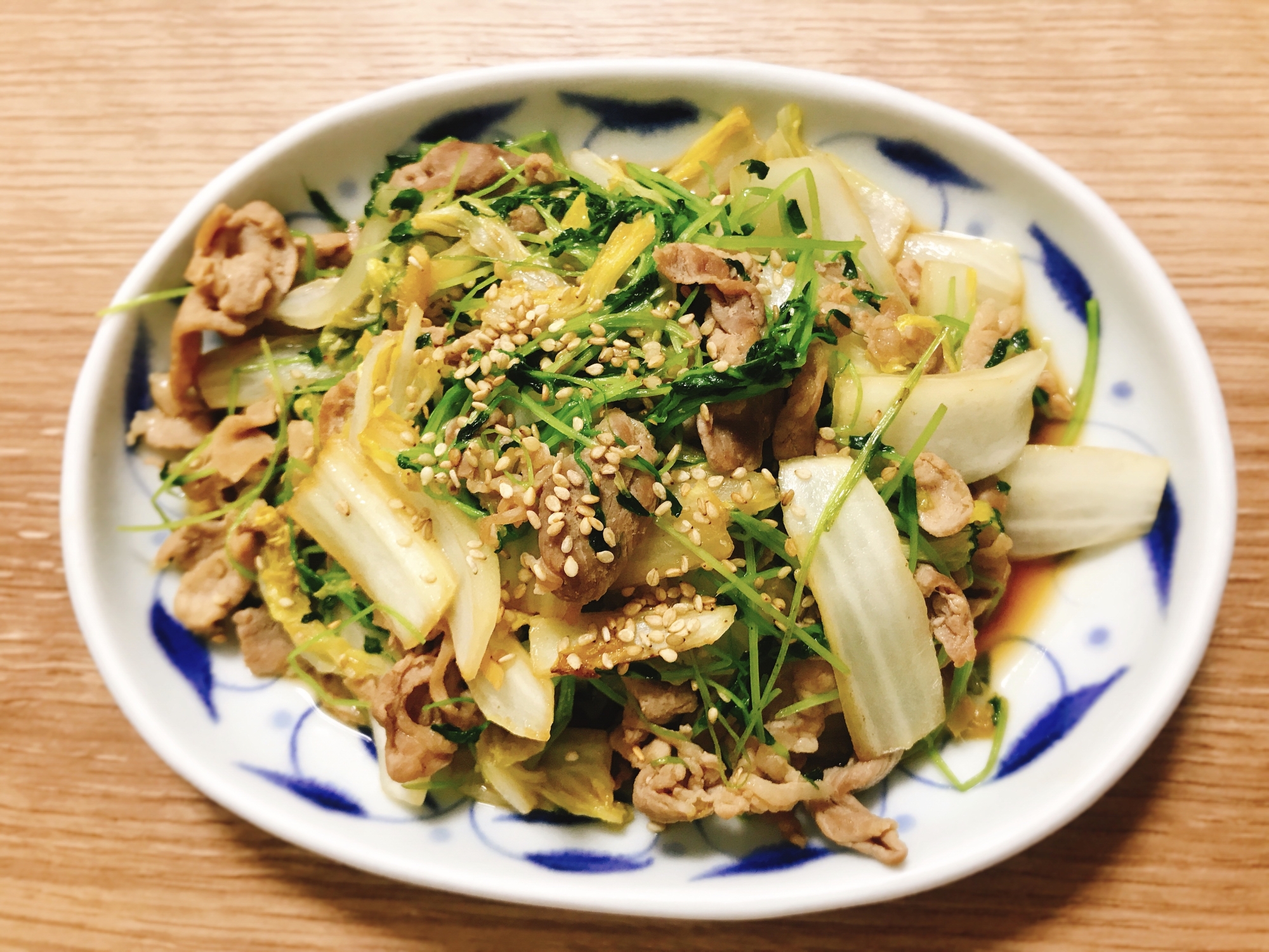 夫婦のおつまみ 豚こま白菜と豆苗のオイスター炒め レシピ 作り方 By Cocopoteito 楽天レシピ