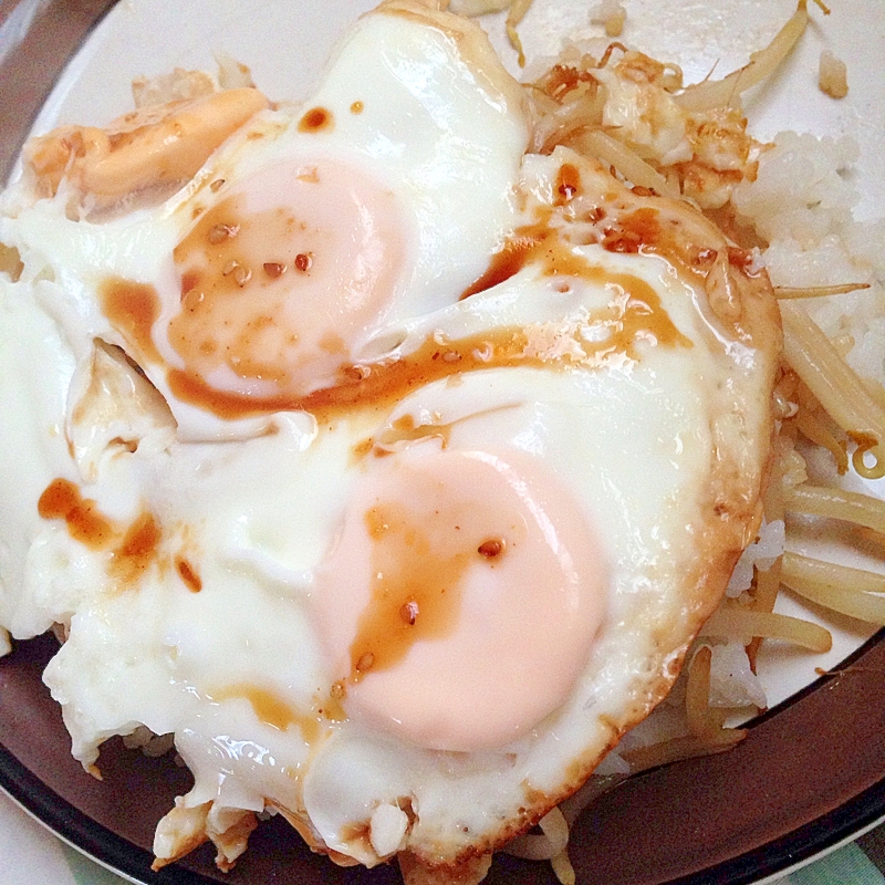 目玉焼き飯