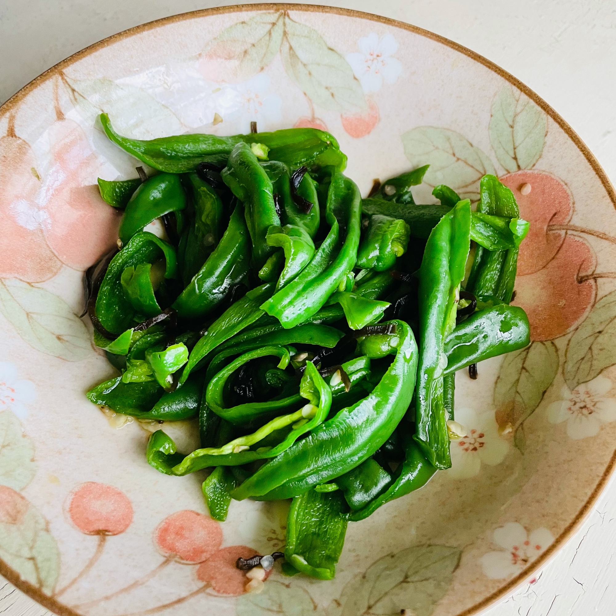 電子レンジでピーマンと塩昆布