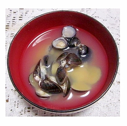しじみの味噌汁（塩麹入り）