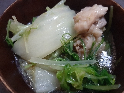 豚肉、白菜、水菜のみぞれ鍋