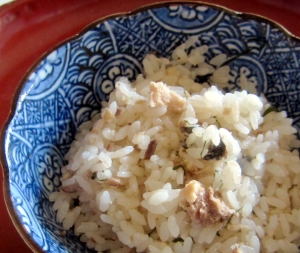 簡単鮭缶炊き込みご飯 レシピ 作り方 By けんぼー112 楽天レシピ 簡単鮭缶炊き込みご飯 レシピ 作り方 By けんぼー112 楽天レシピ