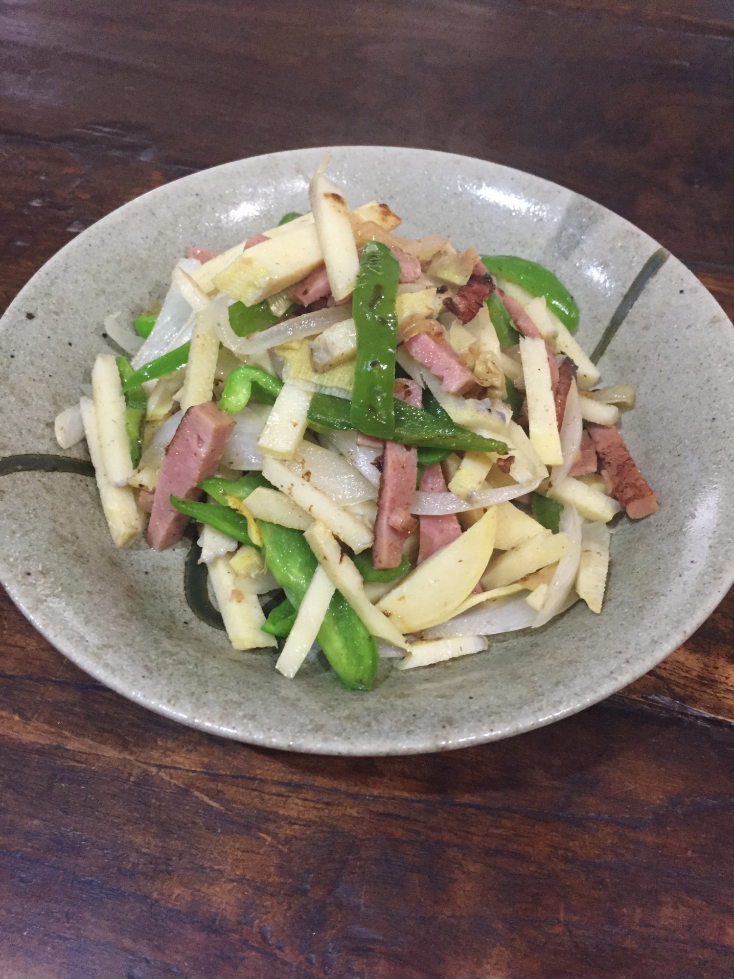 たけのことスパムの炒め物