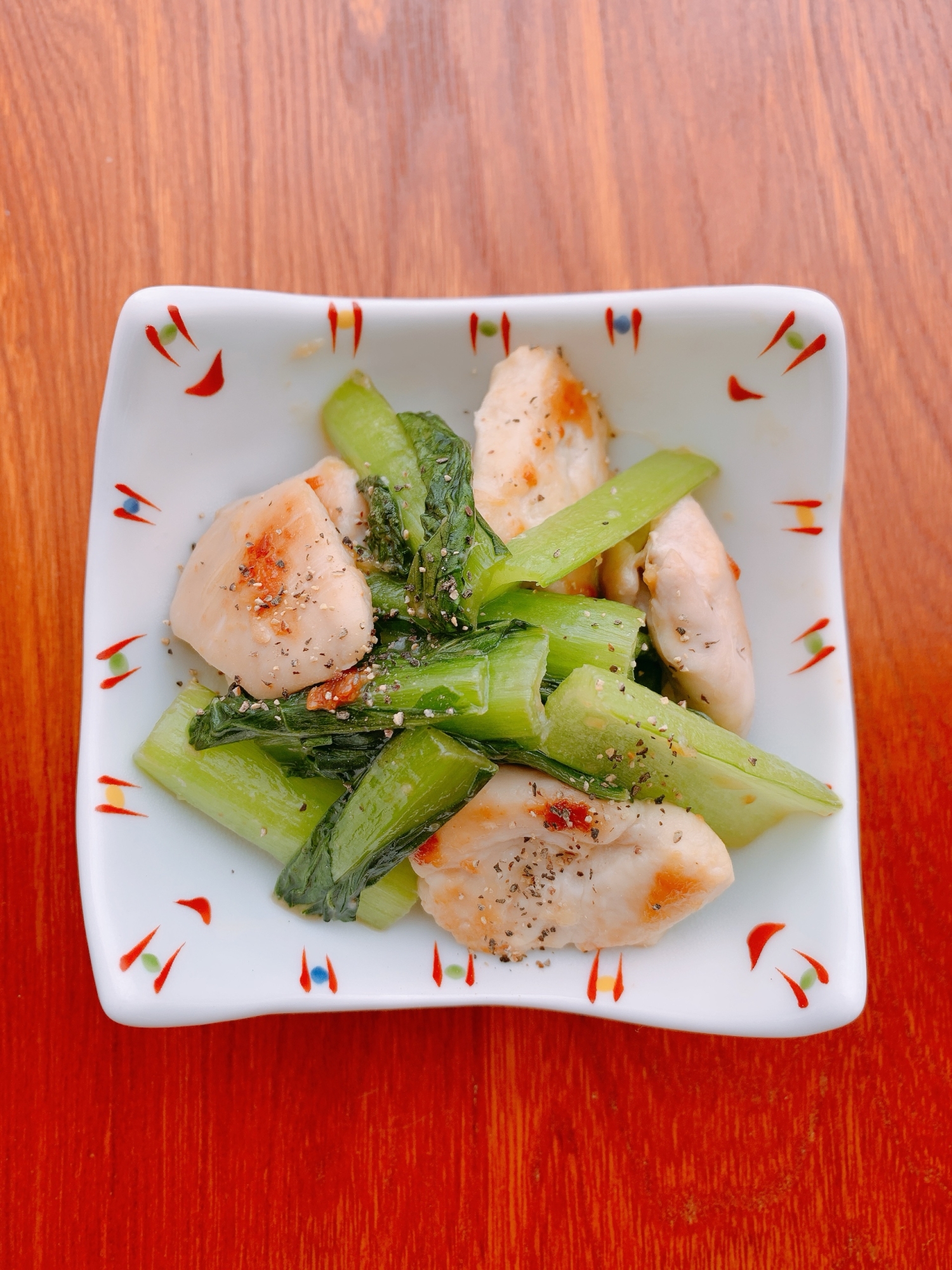 鶏もも肉と小松菜の中華炒め